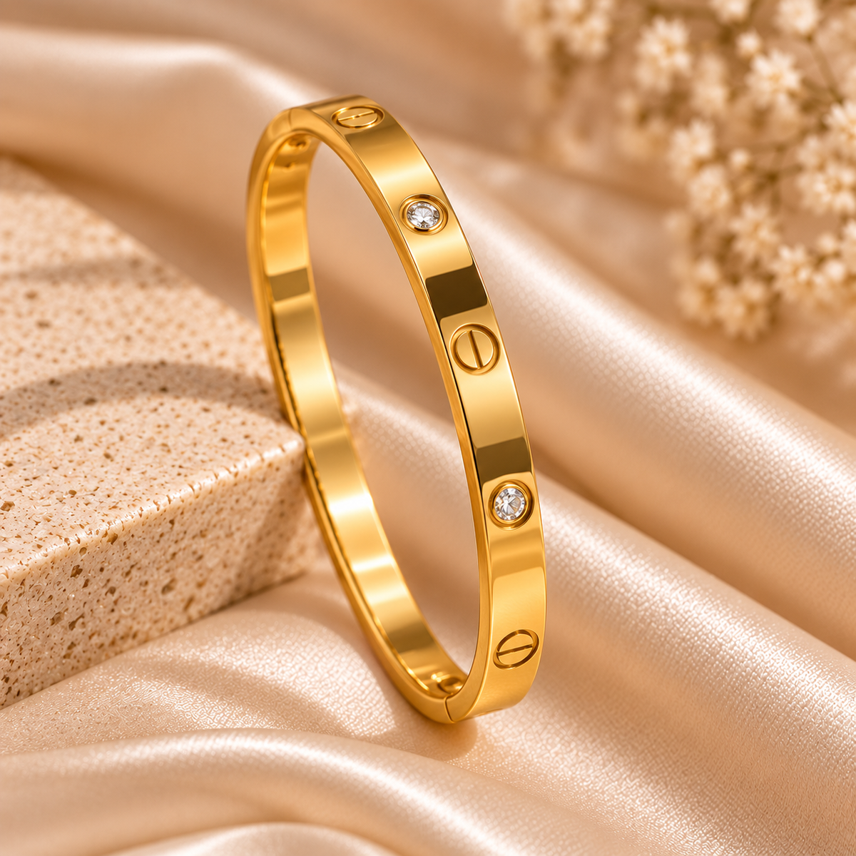 Love Icon Bangle