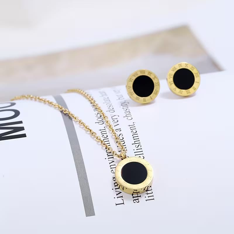 Roman Noir Circle Set