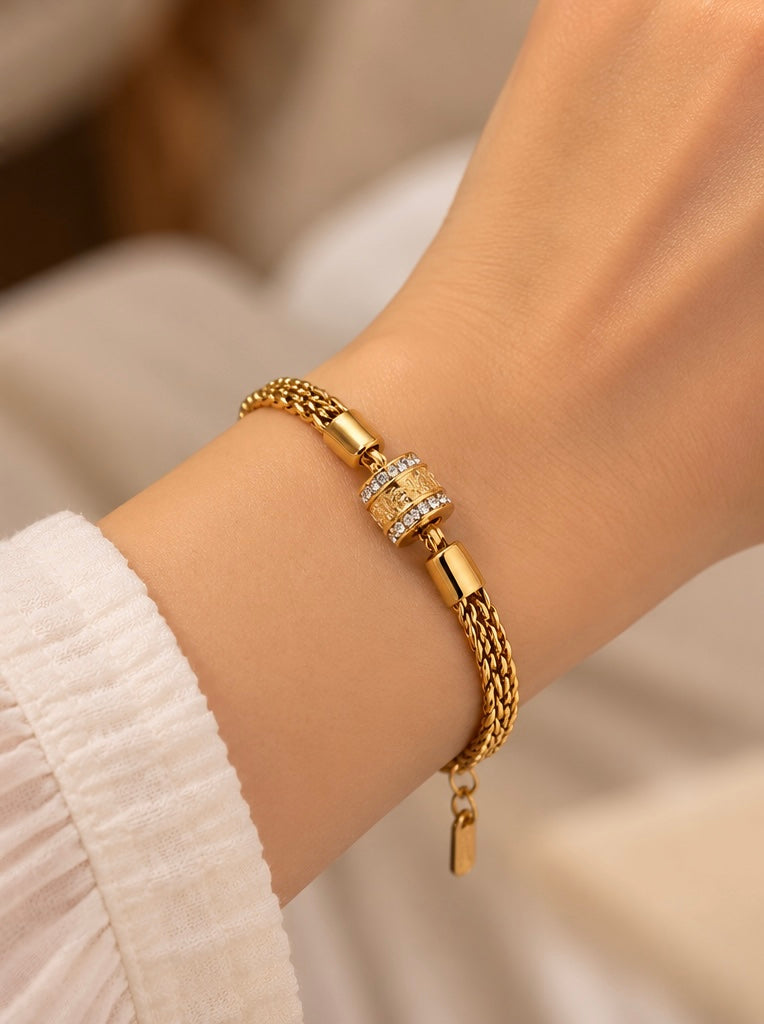Golden Luxe Link Bracelet
