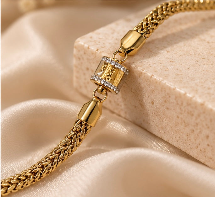 Golden Luxe Link Bracelet